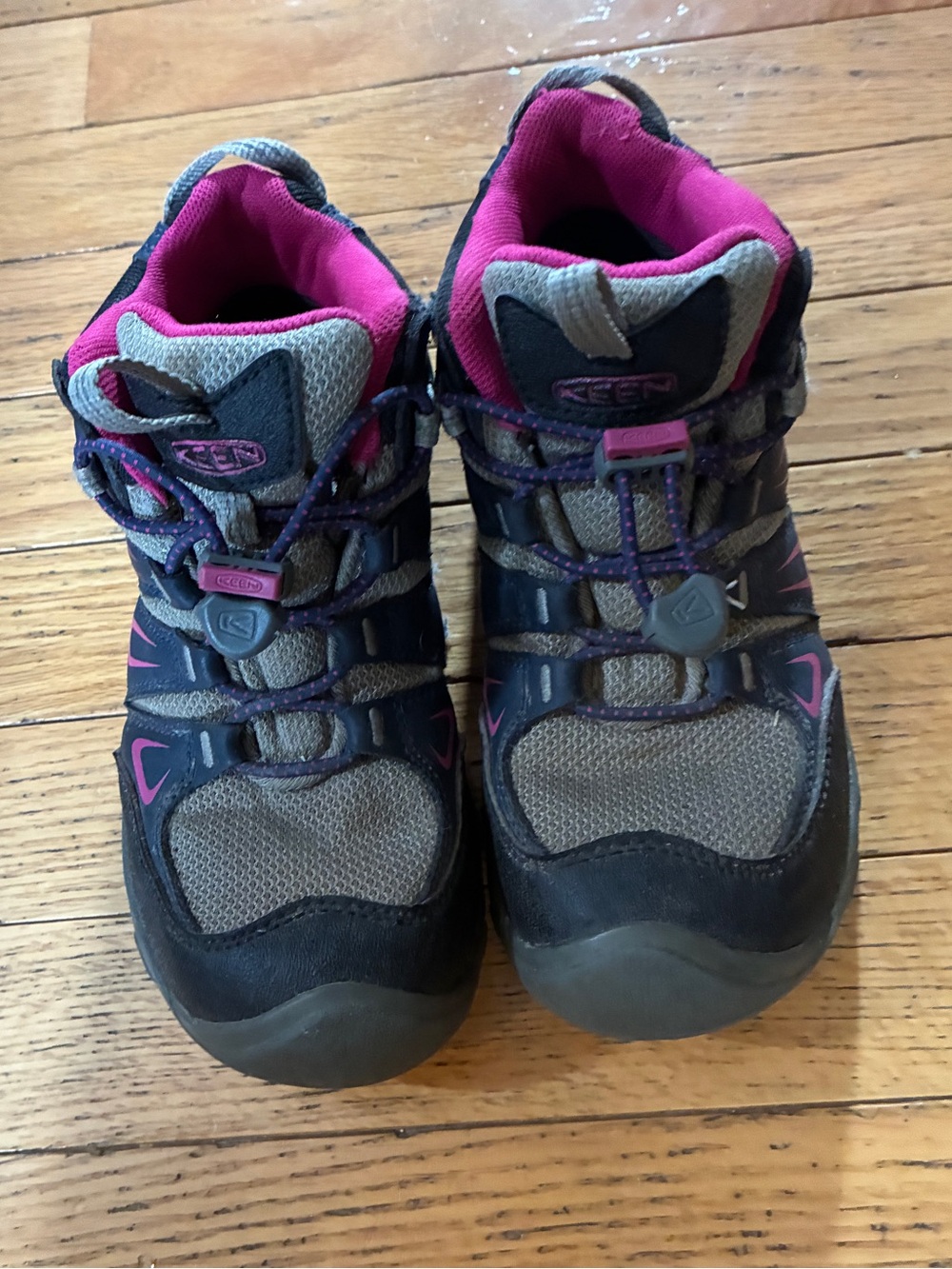 Keen Kids Hiking Boots Sz 1